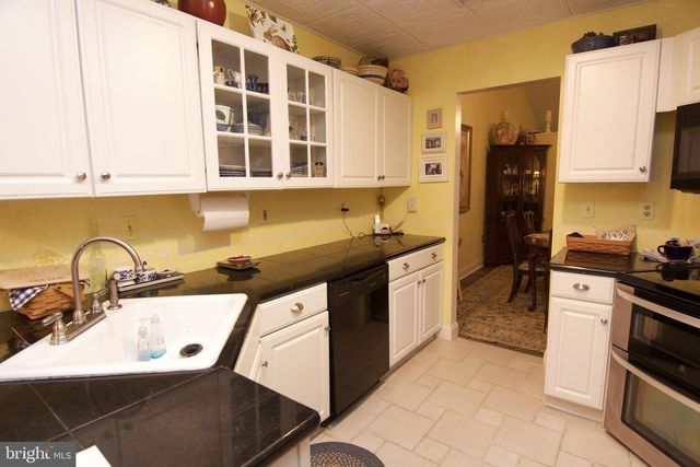 162 HAWTHORNE CT, Reading, PA 19610