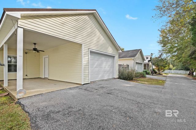 44 Cottage Drive, Fairhope, AL 36532