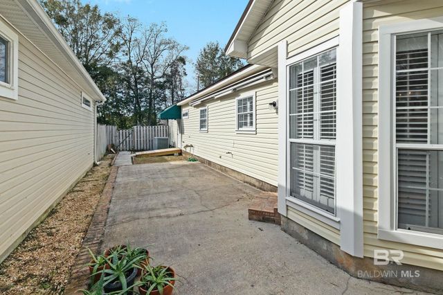 44 Cottage Drive, Fairhope, AL 36532