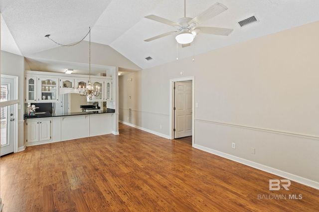 44 Cottage Drive, Fairhope, AL 36532