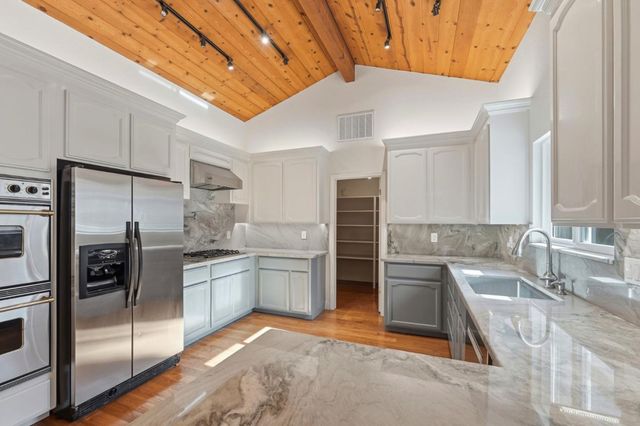 1691 Monticello Drive, Hollister, CA 95023