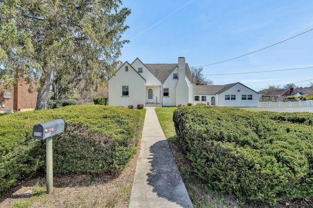 1508 Orchard DR, Salem, VA 24153