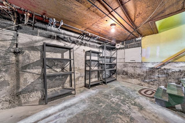 1508 Orchard DR, Salem, VA 24153