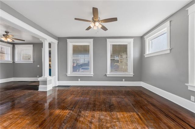 602 S 13th Street, St Joseph, MO 64501