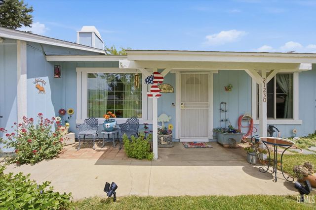 21230 MIssion Street, Tehachapi, CA 93561