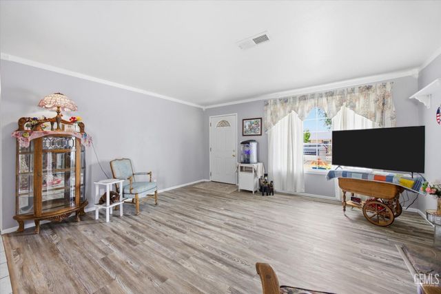 21230 MIssion Street, Tehachapi, CA 93561