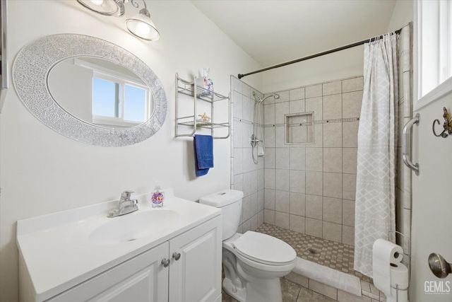 21230 MIssion Street, Tehachapi, CA 93561