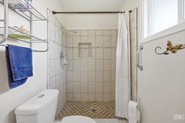 21230 MIssion Street, Tehachapi, CA 93561