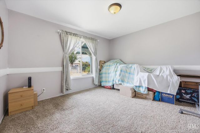 21230 MIssion Street, Tehachapi, CA 93561