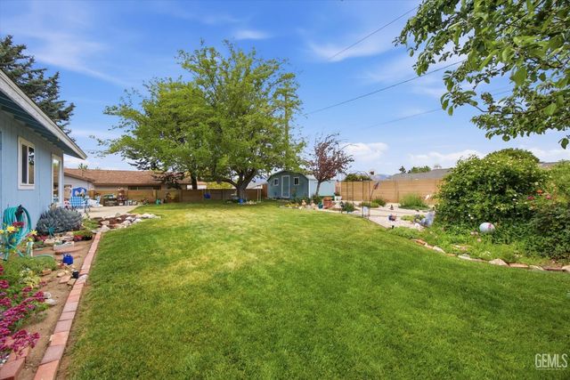 21230 MIssion Street, Tehachapi, CA 93561