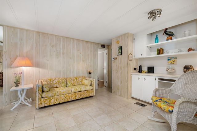 5619 BAYSHORE ROAD 421, Palmetto, FL 34221