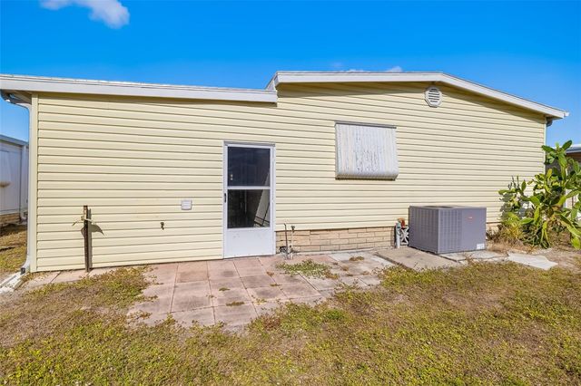 5619 BAYSHORE ROAD 421, Palmetto, FL 34221