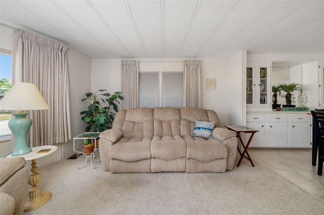 5619 BAYSHORE ROAD 421, Palmetto, FL 34221