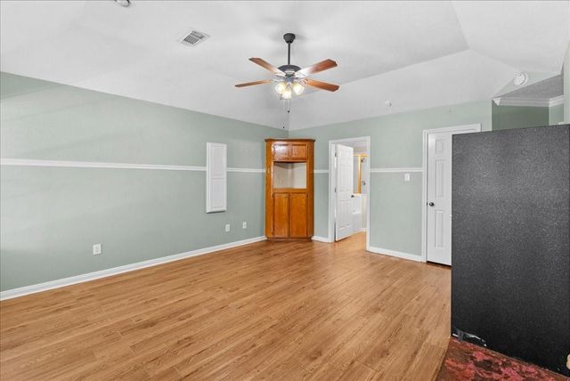 607 Sharondoah Drive, Highlands, TX 77562