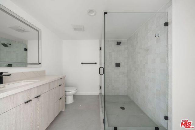 3755 S Canfield Avenue 302, Los Angeles, CA 90034