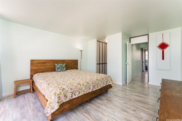 500 University Avenue 320, Honolulu, HI 96826