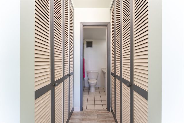500 University Avenue 320, Honolulu, HI 96826