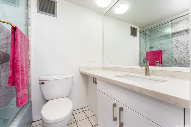 500 University Avenue 320, Honolulu, HI 96826