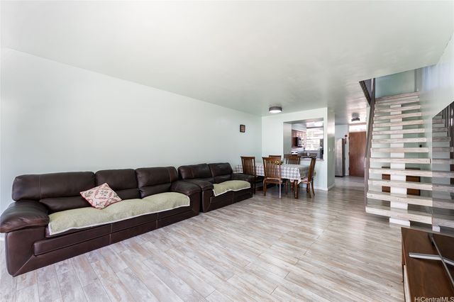 500 University Avenue 320, Honolulu, HI 96826