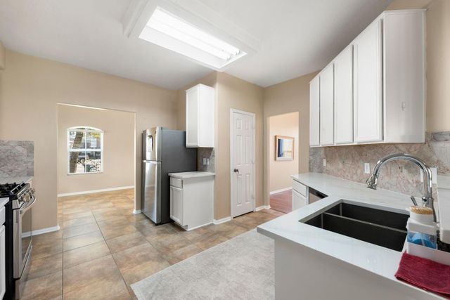 5911 Rosemary Circle, Baytown, TX 77521