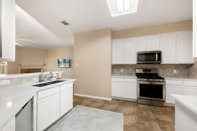 5911 Rosemary Circle, Baytown, TX 77521