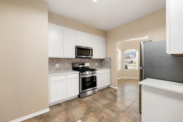 5911 Rosemary Circle, Baytown, TX 77521