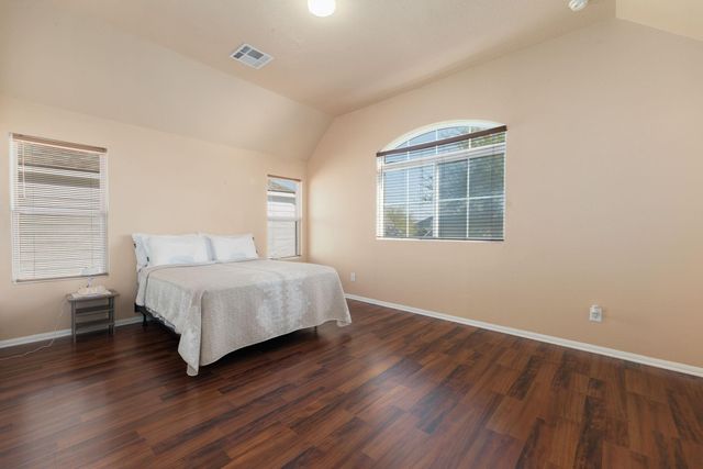 5911 Rosemary Circle, Baytown, TX 77521