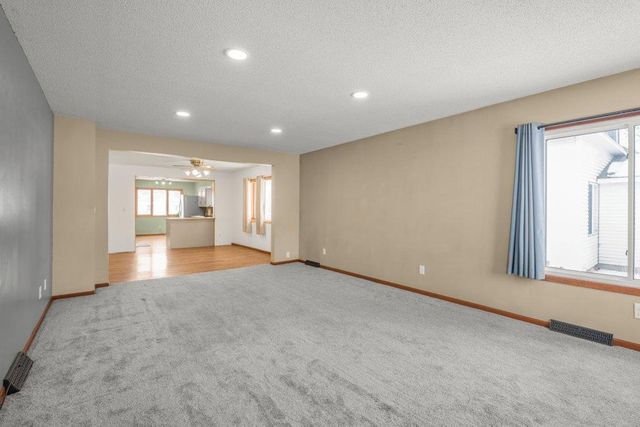 369 W Mill Street, Paynesville, MN 56362