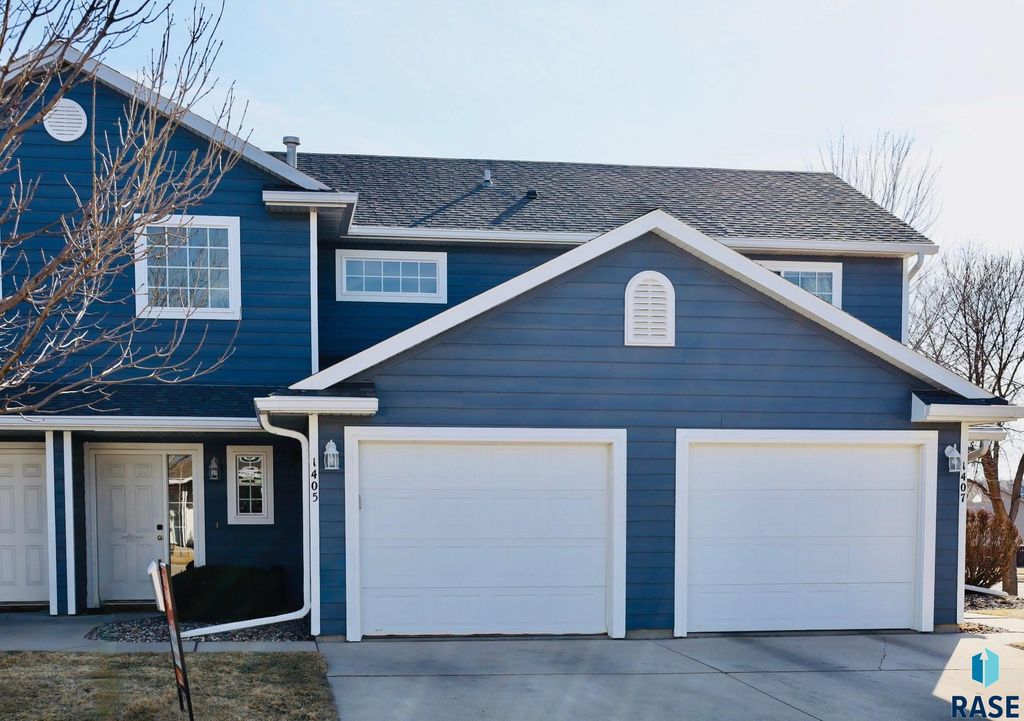 1405 N Conifer Pl Place, Sioux Falls, SD 57107