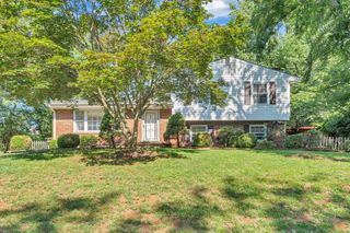 3403 Greencliff RD, Roanoke, VA 24018