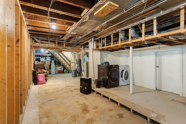 39 Mellen St A, Boston, MA 02124