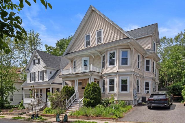 39 Mellen St A, Boston, MA 02124