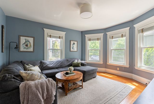 39 Mellen St A, Boston, MA 02124