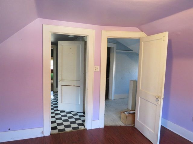 20 Beech St, Leetsdale, PA 15003