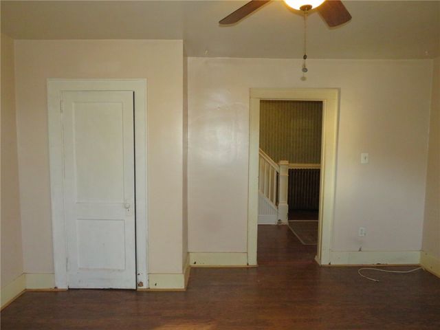 20 Beech St, Leetsdale, PA 15003