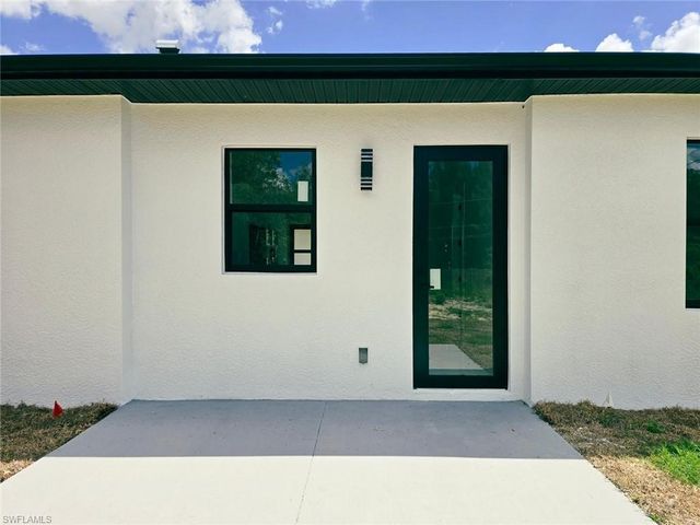 1411 Moore AVE, Lehigh Acres, FL 33972