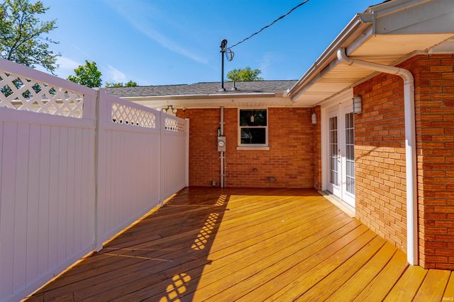 1909 N Thomas Avenue, Evansville, IN 47711
