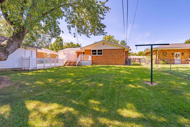 1909 N Thomas Avenue, Evansville, IN 47711