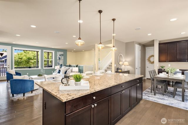 9121 Jacobia Avenue SE, Snoqualmie, WA 98065