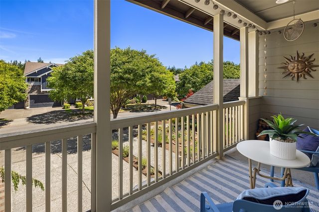 9121 Jacobia Avenue SE, Snoqualmie, WA 98065