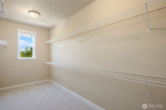 9121 Jacobia Avenue SE, Snoqualmie, WA 98065