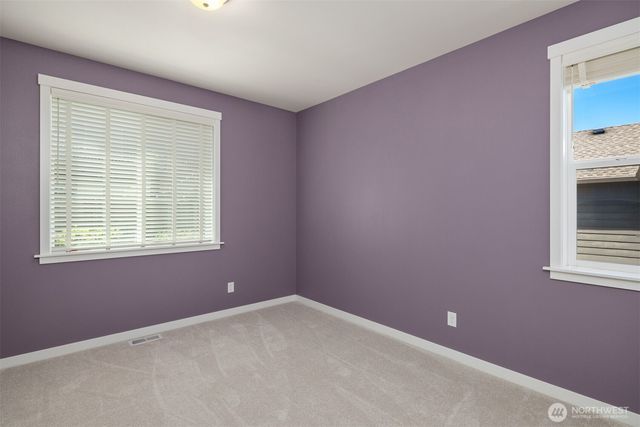 9121 Jacobia Avenue SE, Snoqualmie, WA 98065