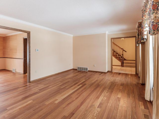 2020 16th Street NE, Rochester, MN 55906