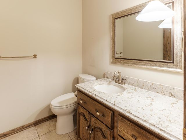 2020 16th Street NE, Rochester, MN 55906