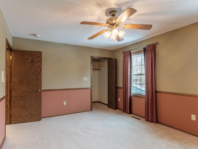 2020 16th Street NE, Rochester, MN 55906