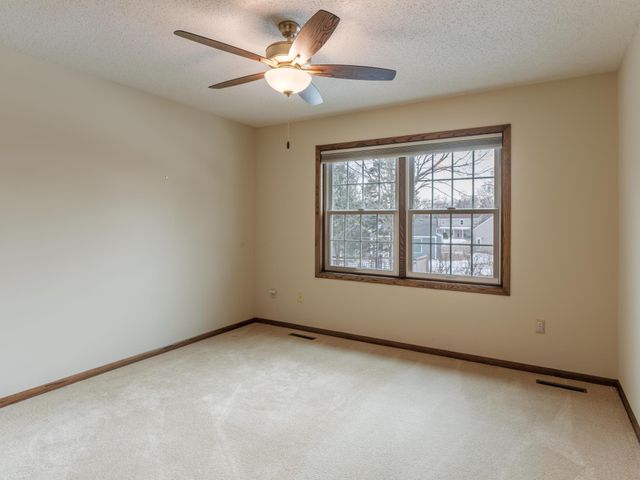 2020 16th Street NE, Rochester, MN 55906