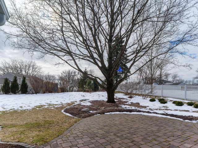 2020 16th Street NE, Rochester, MN 55906