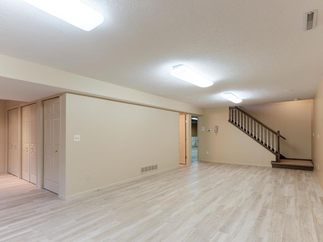 2020 16th Street NE, Rochester, MN 55906