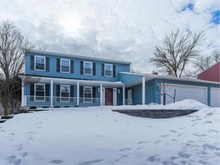2020 16th Street NE, Rochester, MN 55906