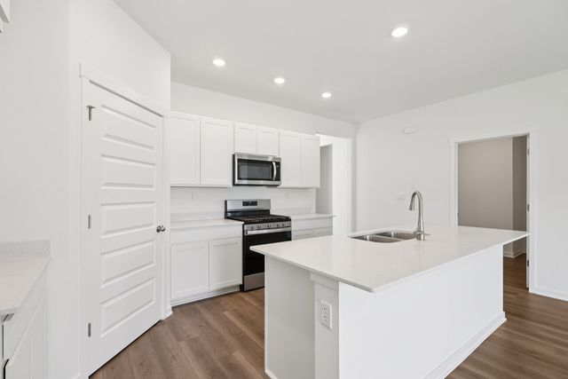 14708 S Azalia Circle, Plainfield, IL 60544